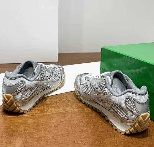 Product Fashion Sneakers for Men and Women Bott New Designer Ega High Quality Lighted Lace-Up New Toe Style BV Shoes